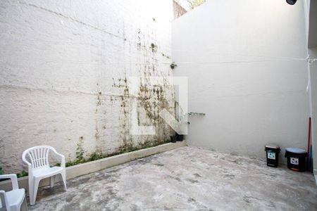Casa à venda com 91m², 2 quartos e 2 vagasQuintal