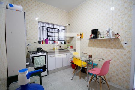 Casa à venda com 91m², 2 quartos e 2 vagasCozinha