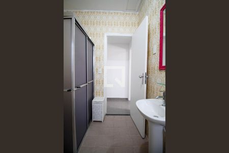 Casa à venda com 91m², 2 quartos e 2 vagasBanheiro Social