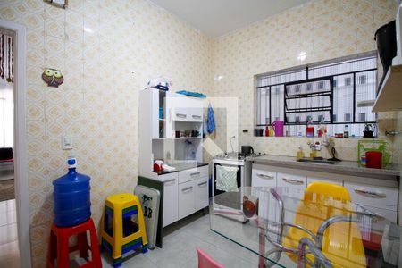 Casa à venda com 91m², 2 quartos e 2 vagasCozinha