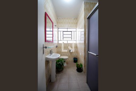 Casa à venda com 91m², 2 quartos e 2 vagasBanheiro Social