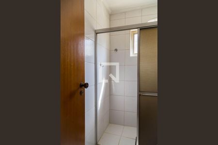 Casa à venda com 130m², 3 quartos e 2 vagas Casa à venda com 130m², 3 quartos e 2 vagasBanheiro Social