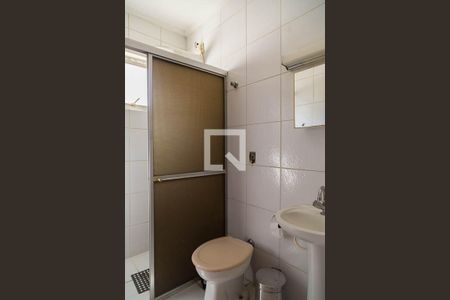 Casa à venda com 130m², 3 quartos e 2 vagas Casa à venda com 130m², 3 quartos e 2 vagasBanheiro Social