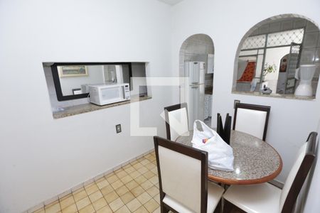Sala/jantar de casa à venda com 2 quartos, 120m² em Novo Eldorado, Contagem