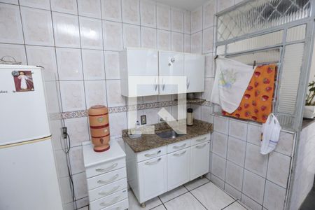 Casa à venda com 120m², 2 quartos e 2 vagasCozinha