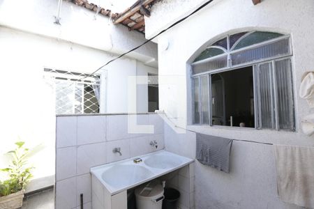 Casa à venda com 120m², 2 quartos e 2 vagasÁrea de Serviço