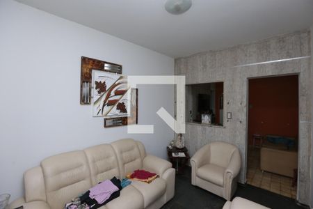 Sala de casa à venda com 2 quartos, 120m² em Novo Eldorado, Contagem