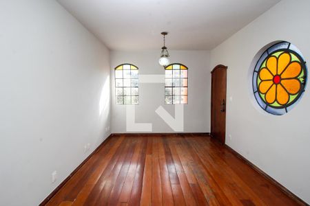 Apartamento para alugar com 100m², 3 quartos e sem vagaSala