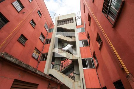 Apartamento à venda com 49m², 2 quartos e 2 vagas Apartamento à venda com 49m², 2 quartos e 2 vagasFachada