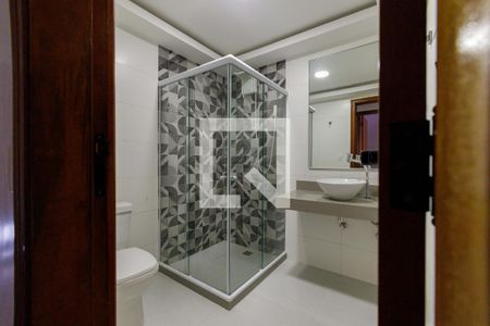 Apartamento à venda com 185m², 3 quartos e 3 vagas Apartamento à venda com 185m², 3 quartos e 3 vagasBanheiro