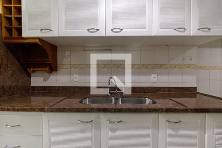 Apartamento à venda com 185m², 3 quartos e 3 vagas Apartamento à venda com 185m², 3 quartos e 3 vagasCozinha