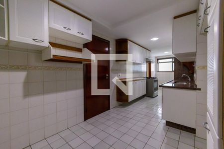 Apartamento à venda com 185m², 3 quartos e 3 vagas Apartamento à venda com 185m², 3 quartos e 3 vagasCozinha