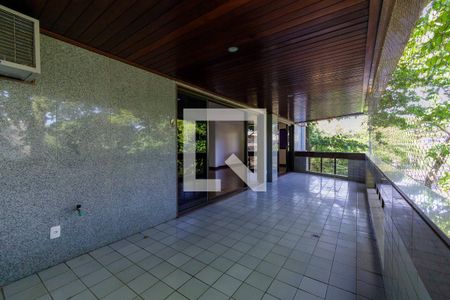 Varanda de apartamento à venda com 3 quartos, 185m² em Barra da Tijuca, Rio de Janeiro