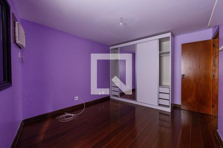 Apartamento à venda com 185m², 3 quartos e 3 vagas Apartamento à venda com 185m², 3 quartos e 3 vagasQuarto 1