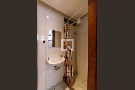 Apartamento à venda com 185m², 3 quartos e 3 vagas Apartamento à venda com 185m², 3 quartos e 3 vagasBanheiro de Serviço