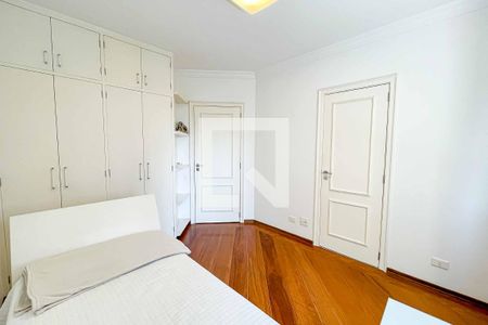 Apartamento à venda com 260m², 3 quartos e 3 vagasQuarto 2