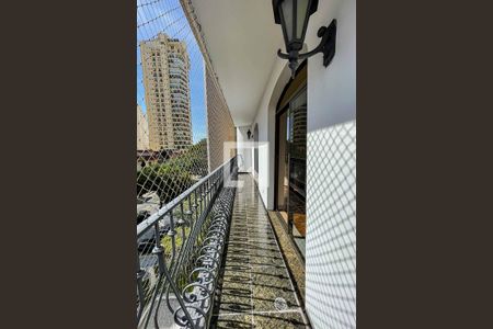 Apartamento à venda com 260m², 3 quartos e 3 vagasvaranda
