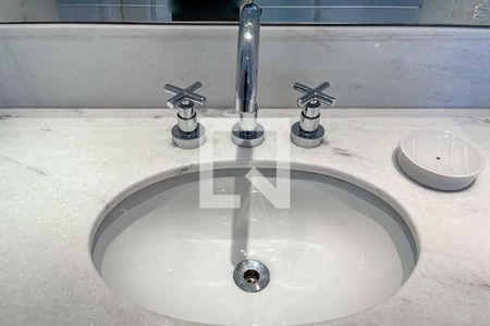 Apartamento à venda com 260m², 3 quartos e 3 vagasBanheiro