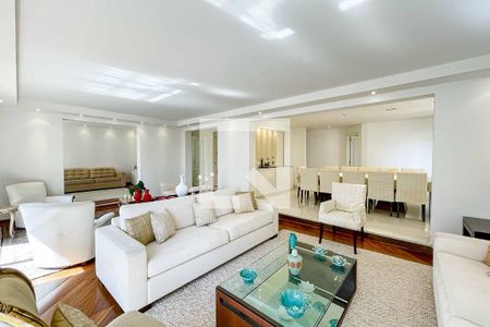 Apartamento à venda com 260m², 3 quartos e 3 vagasSala