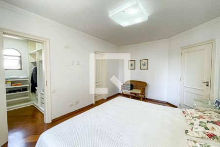 Apartamento à venda com 260m², 3 quartos e 3 vagasSuite 