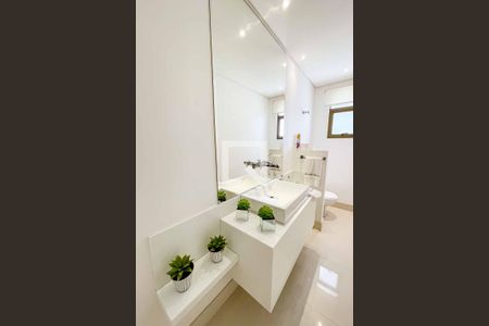 Apartamento à venda com 260m², 3 quartos e 3 vagasBanheiro