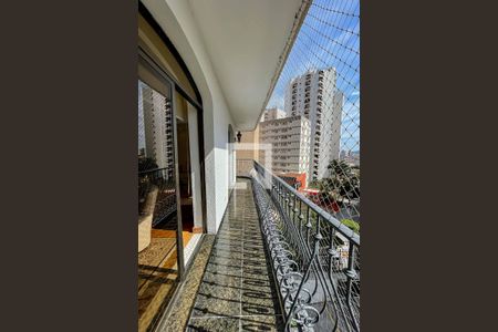 Apartamento à venda com 260m², 3 quartos e 3 vagasvaranda