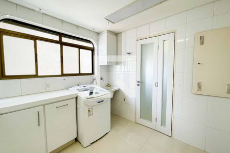 Apartamento à venda com 260m², 3 quartos e 3 vagasÁrea de Serviço