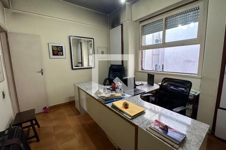 Apartamento à venda com 275m², 4 quartos e sem vagaEscritório