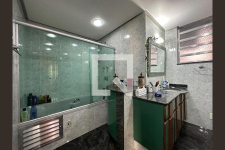 Apartamento à venda com 275m², 4 quartos e sem vagaBanheiro Suíte