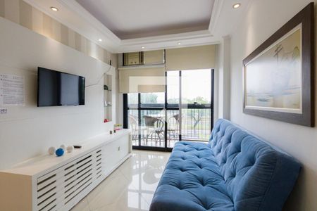 Sala de apartamento para alugar com 3 quartos, 70m² em Barra da Tijuca, Rio de Janeiro