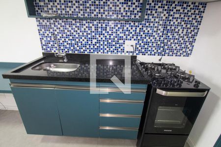 Cozinha de apartamento para alugar com 1 quarto, 24m² em Santo Amaro, São Paulo