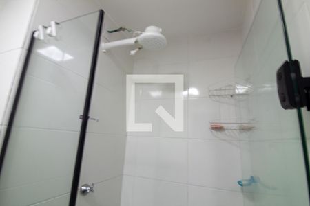 Banheiro de apartamento à venda com 1 quarto, 24m² em Santo Amaro, São Paulo