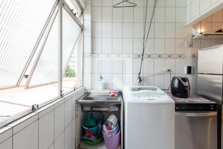 Apartamento à venda com 130m², 3 quartos e 1 vagaÁrea de serviço