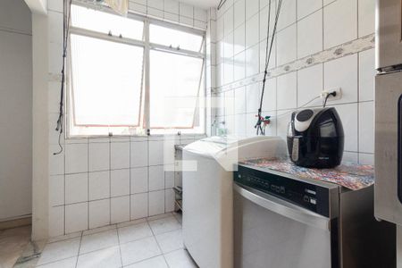 Apartamento à venda com 130m², 3 quartos e 1 vagaÁrea de serviço