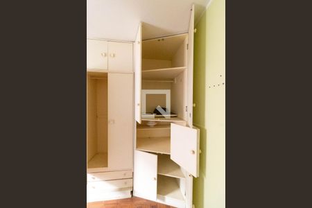 Apartamento à venda com 82m², 2 quartos e 1 vagaQuarto 02 - Armário