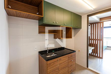 Apartamento para alugar com 83m², 3 quartos e 2 vagas Apartamento para alugar com 83m², 3 quartos e 2 vagasCozinha e Área de Serviço