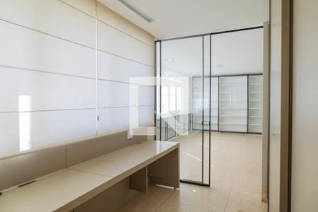 Apartamento à venda com 314m², 5 quartos e 3 vagasEscritório
