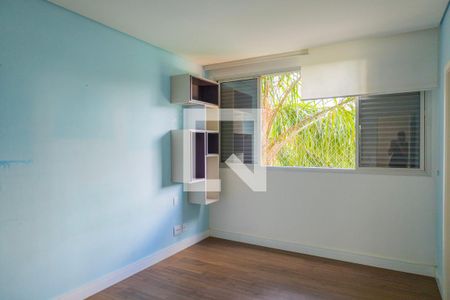 Apartamento à venda com 314m², 5 quartos e 3 vagasSuíte 2 