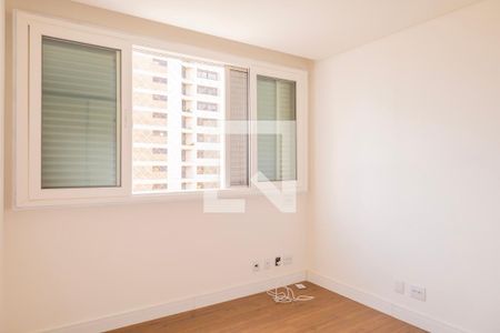 Apartamento à venda com 314m², 5 quartos e 3 vagasQuarto 3