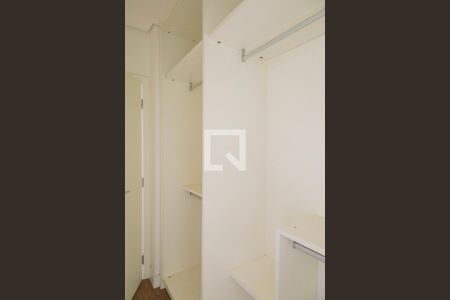 Apartamento à venda com 314m², 5 quartos e 3 vagasSuíte 2 