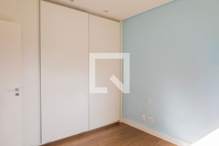 Apartamento à venda com 314m², 5 quartos e 3 vagasQuarto 2