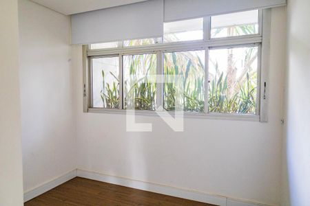 Apartamento à venda com 314m², 5 quartos e 3 vagasQuarto