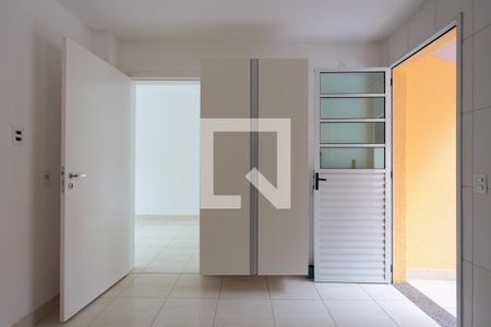 Casa de condomínio para alugar com 86m², 3 quartos e 2 vagas Casa de condomínio para alugar com 86m², 3 quartos e 2 vagasCozinha - detalhes