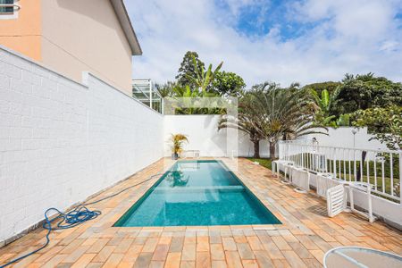 Casa de condomínio para alugar com 86m², 3 quartos e 2 vagas Casa de condomínio para alugar com 86m², 3 quartos e 2 vagasÁrea comum - piscina