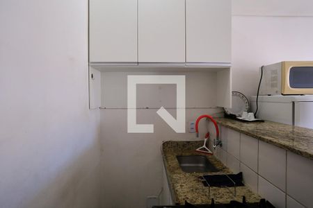 Sala/Cozinha de kitnet/studio para alugar com 1 quarto, 26m² em Santo Agostinho, Belo Horizonte