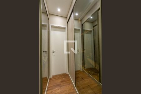 Apartamento à venda com 94m², 3 quartos e 2 vagasCloset da Suíte