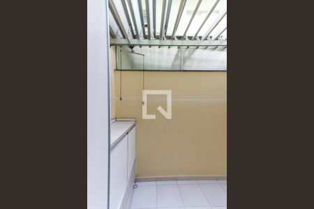 Casa de condomínio à venda com 100m², 3 quartos e 2 vagasÁrea de Serviço