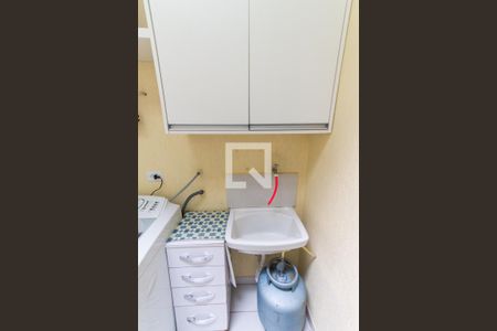 Casa de condomínio à venda com 100m², 3 quartos e 2 vagasÁrea de Serviço