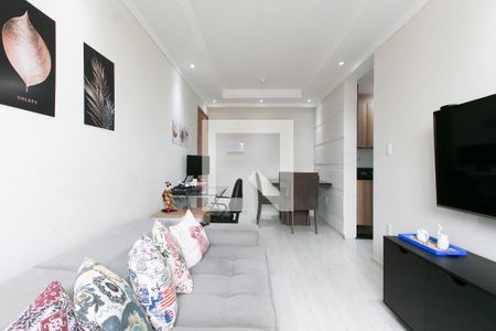 Sala de apartamento à venda com 2 quartos, 46m² em Vila Carmosina, São Paulo