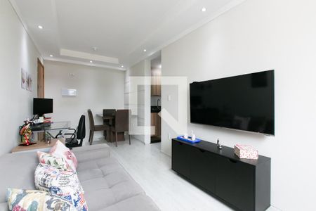 Sala de apartamento à venda com 2 quartos, 46m² em Vila Carmosina, São Paulo